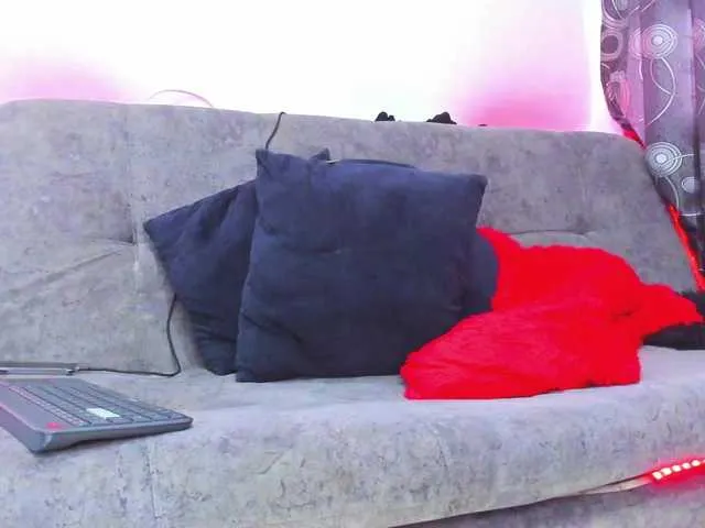 Live sex webcam photo for Barbara-1 #290581669