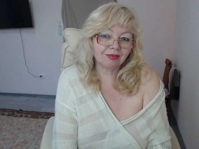 Live sex webcam photo for BarbaraBlondy #290852743