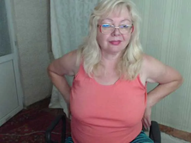 Live sex webcam photo for BarbaraBlondy #291524918
