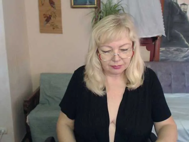 Live sex webcam photo for BarbaraBlondy #292189749