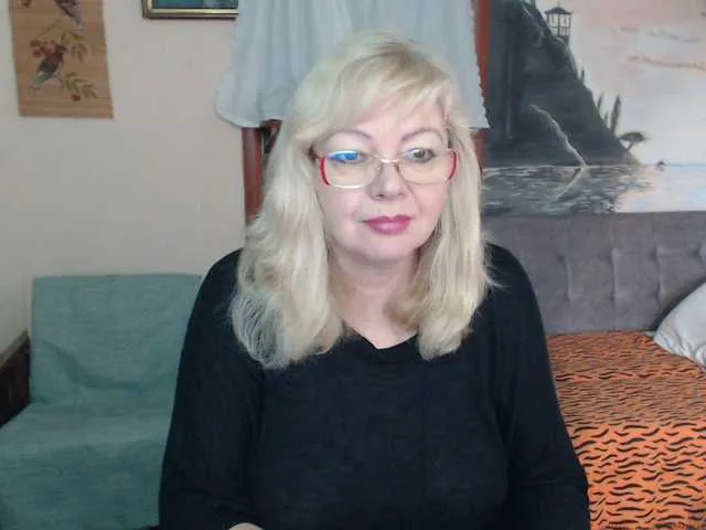 Live sex webcam photo for BarbaraBlondy #292261549