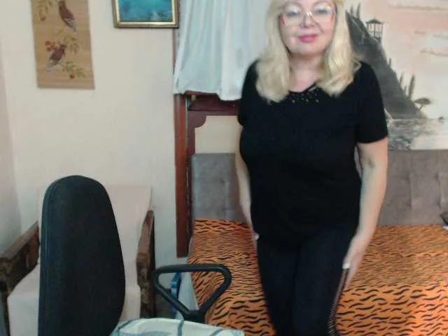 Live sex webcam photo for BarbaraBlondy #292287135