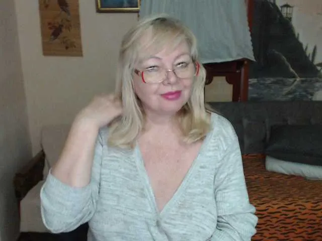 Live sex webcam photo for BarbaraBlondy #292325793