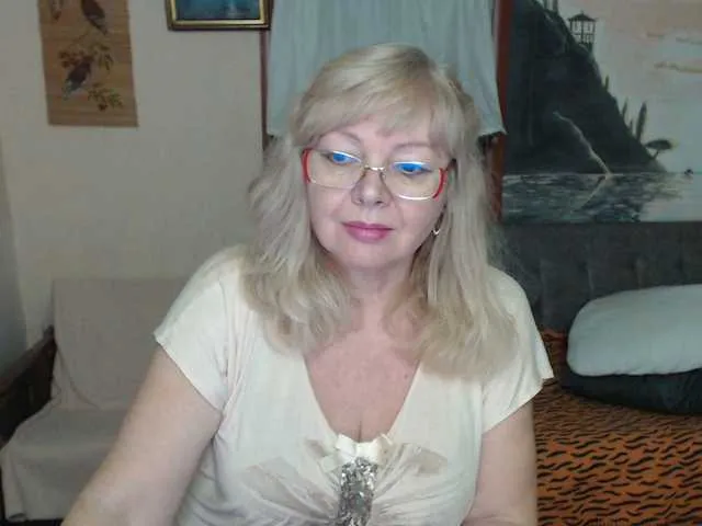 Live sex webcam photo for BarbaraBlondy #292398620