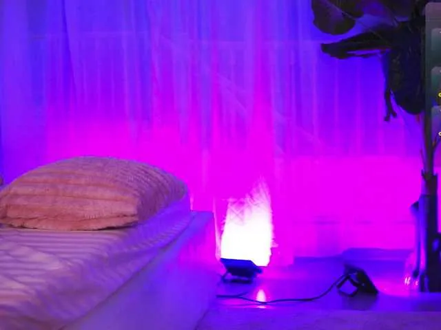 Live sex webcam photo for BarbaraMonn #290851126