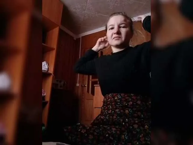 Live sex webcam photo for BarbiGirla #290566301