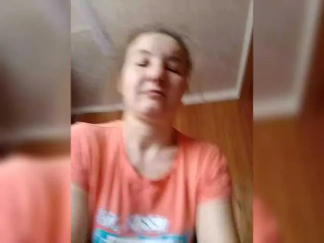 Live sex webcam photo for BarbiGirla #290929107