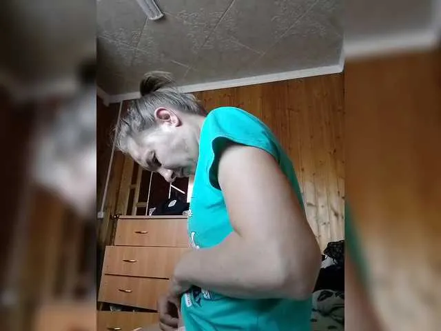 Live sex webcam photo for BarbiGirla #291165937