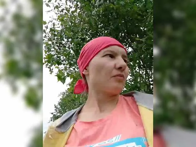 Live sex webcam photo for BarbiGirla #291399055