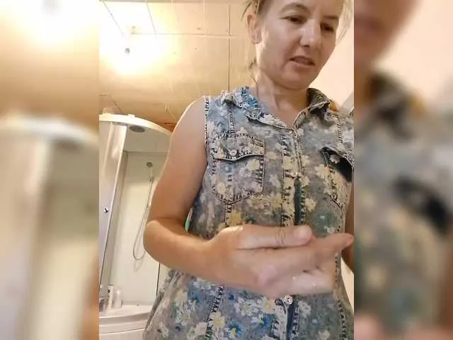 Live sex webcam photo for BarbiGirla #291898881