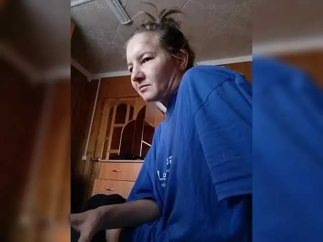 Live sex webcam photo for BarbiGirla #292174770