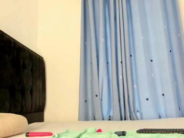 Live sex webcam photo for Barbie-The-Body #291478761