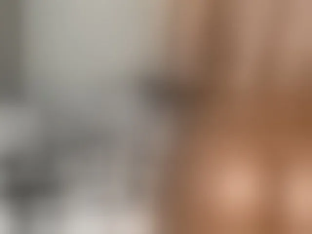 Live sex webcam photo for Barbie-The-Body #292656606