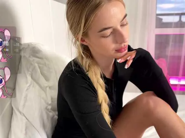 Live sex webcam photo for BarbieSize #291023994