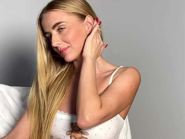 Live sex webcam photo for BarbieSize #291977969