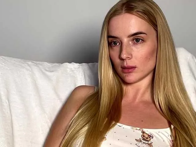 Live sex webcam photo for BarbieSize #292005389