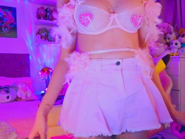 Live sex webcam photo for Barbiepinkdreams #294214768