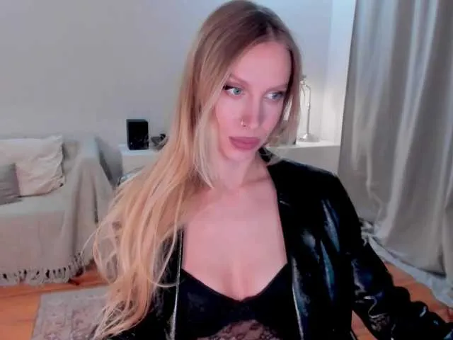 Live sex webcam photo for Basic1nstinct #276792346