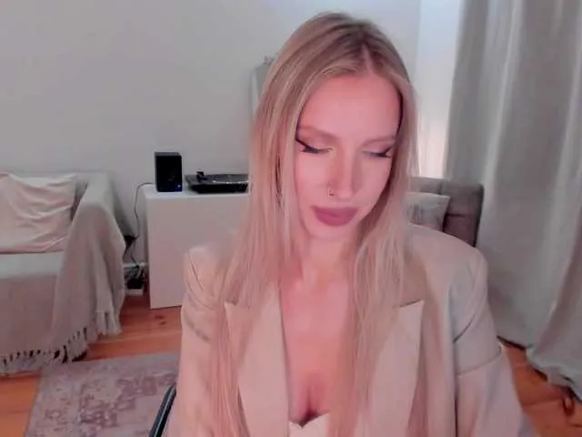 Live sex webcam photo for Basic1nstinct #276835527