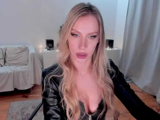 Live sex webcam photo for Basic1nstinct #276958860