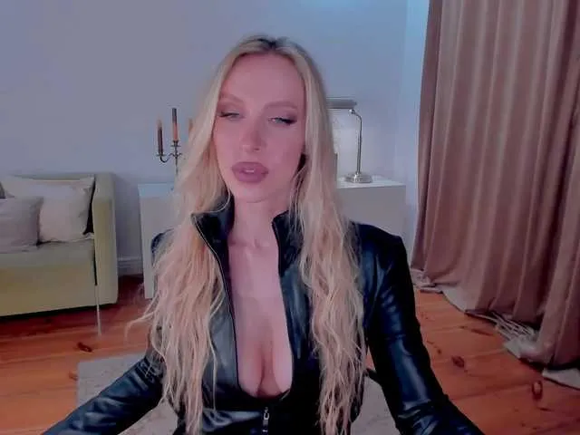 Live sex webcam photo for Basic1nstinct #290858477