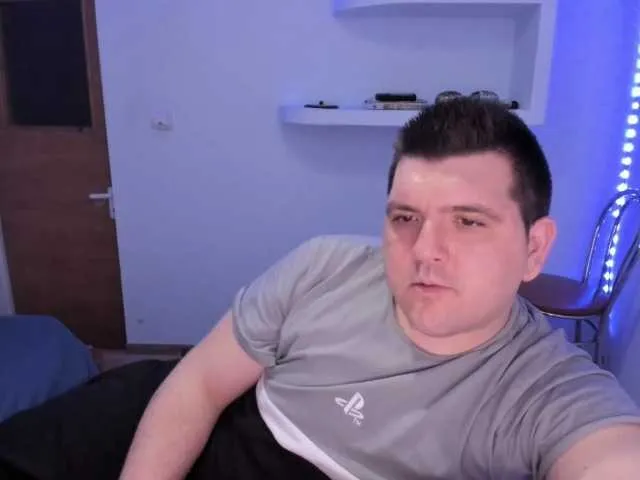 Live sex webcam photo for Basystem #288037937