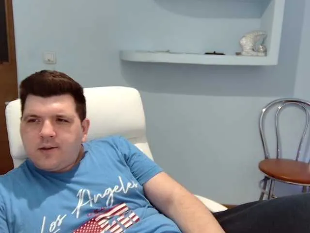Live sex webcam photo for Basystem #290790457