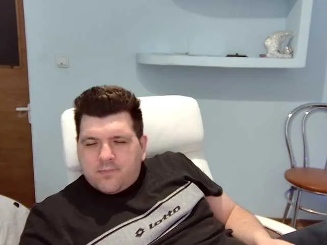 Live sex webcam photo for Basystem #290800395