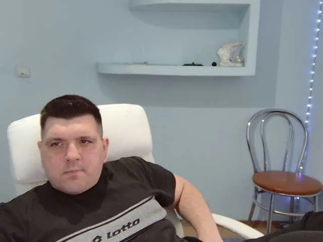Live sex webcam photo for Basystem #290888189
