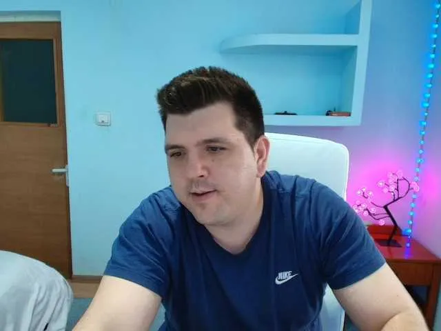 Live sex webcam photo for Basystem #291178331