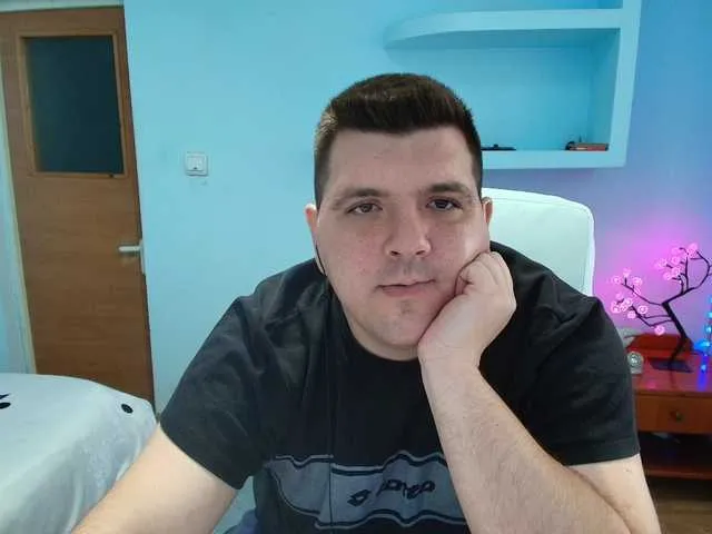 Live sex webcam photo for Basystem #291258236