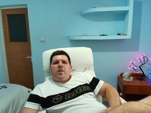 Live sex webcam photo for Basystem #291527398