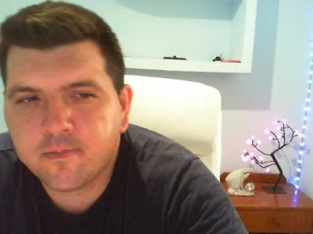Live sex webcam photo for Basystem #291534408