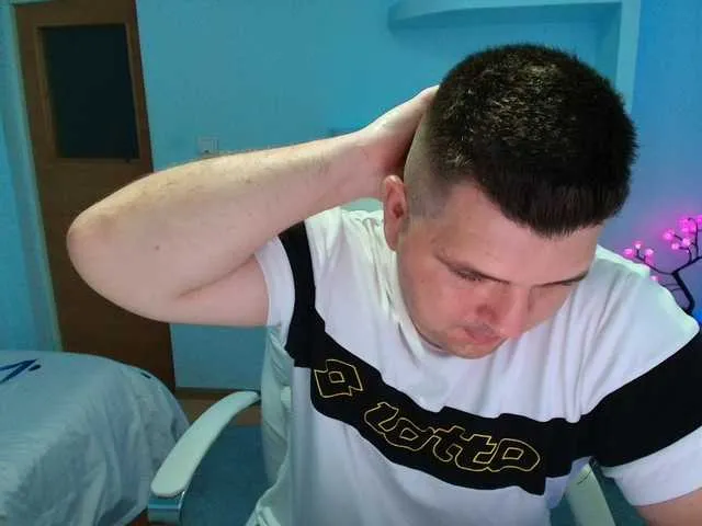Live sex webcam photo for Basystem #291635750