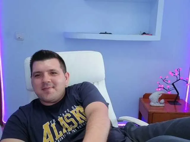 Live sex webcam photo for Basystem #291758333