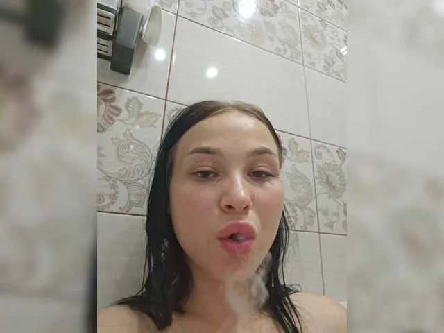 Live sex webcam photo for BattyHils #288749440