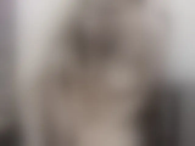 Live sex webcam photo for BattyHils #290186703