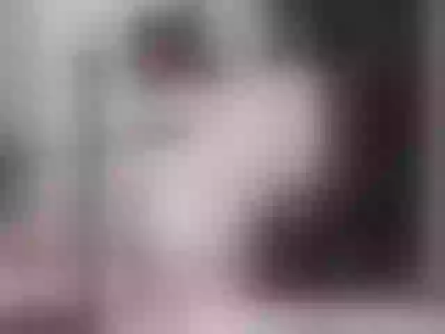 Live sex webcam photo for BattyHils #291379826