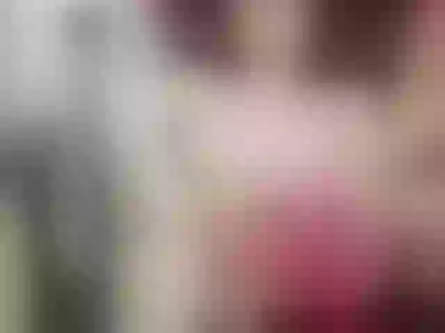 Live sex webcam photo for BattyHils #291602686