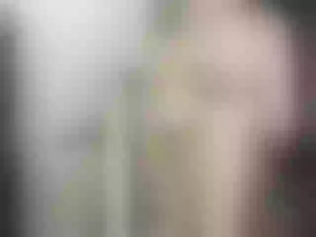 Live sex webcam photo for BattyHils #291681089
