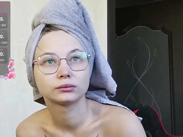 Live sex webcam photo for BattyHils #291790609