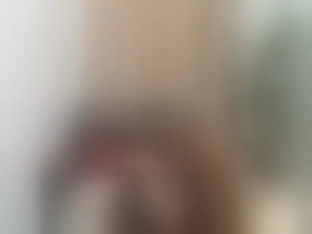 Live sex webcam photo for Battymoll #293914611