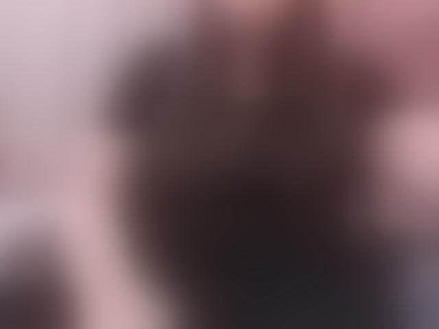 Live sex webcam photo for Battymoll #294162173