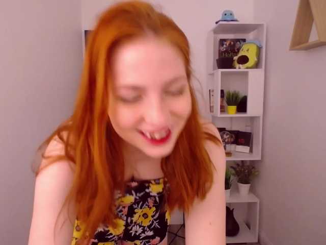 Live sex webcam photo for BeMyKing #272549698