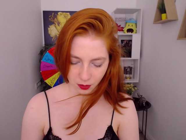 Live sex webcam photo for BeMyKing #273105345