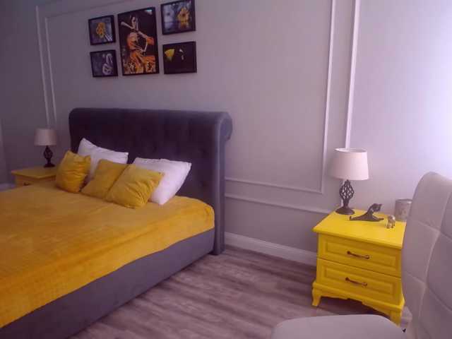 Live sex webcam photo for BeMyKing #274401939