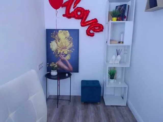 Live sex webcam photo for BeMyKing #277336940