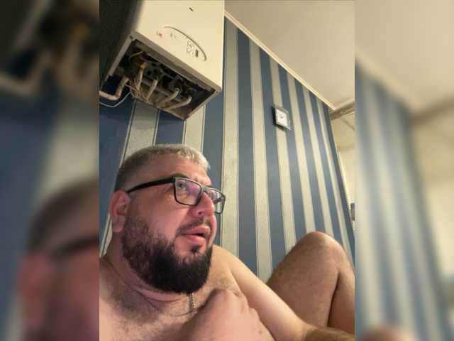 Live sex webcam photo for Bear-BE #276062118