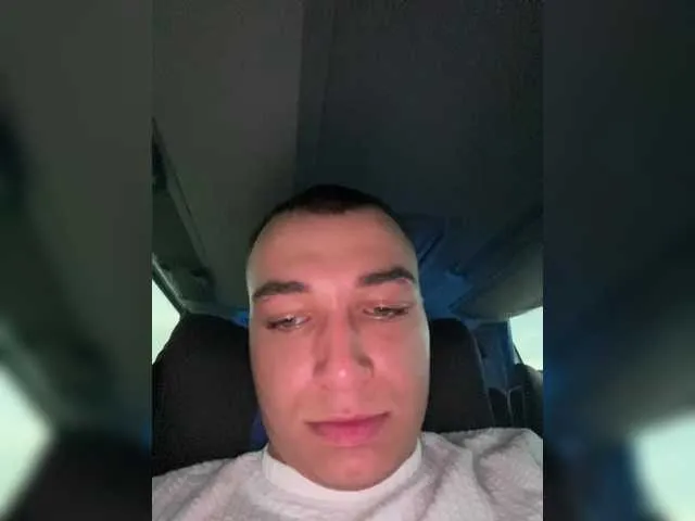 Live sex webcam photo for Beast00001 #291482460