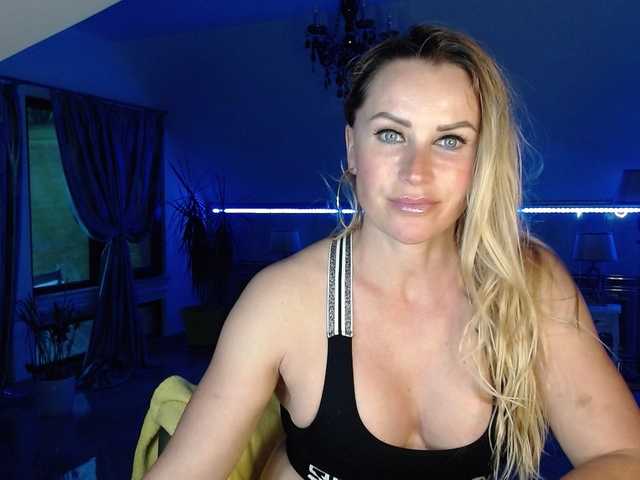 Live sex webcam photo for Beatrice2020 #273713961